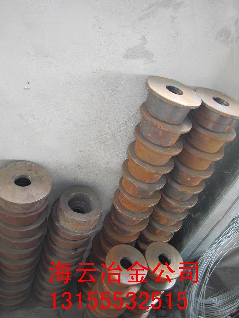 沈陽(yáng)韓寶攪拌機(jī)配件，沈陽(yáng)韓寶滾輪、料斗滾輪、提升料斗滾輪規(guī)格